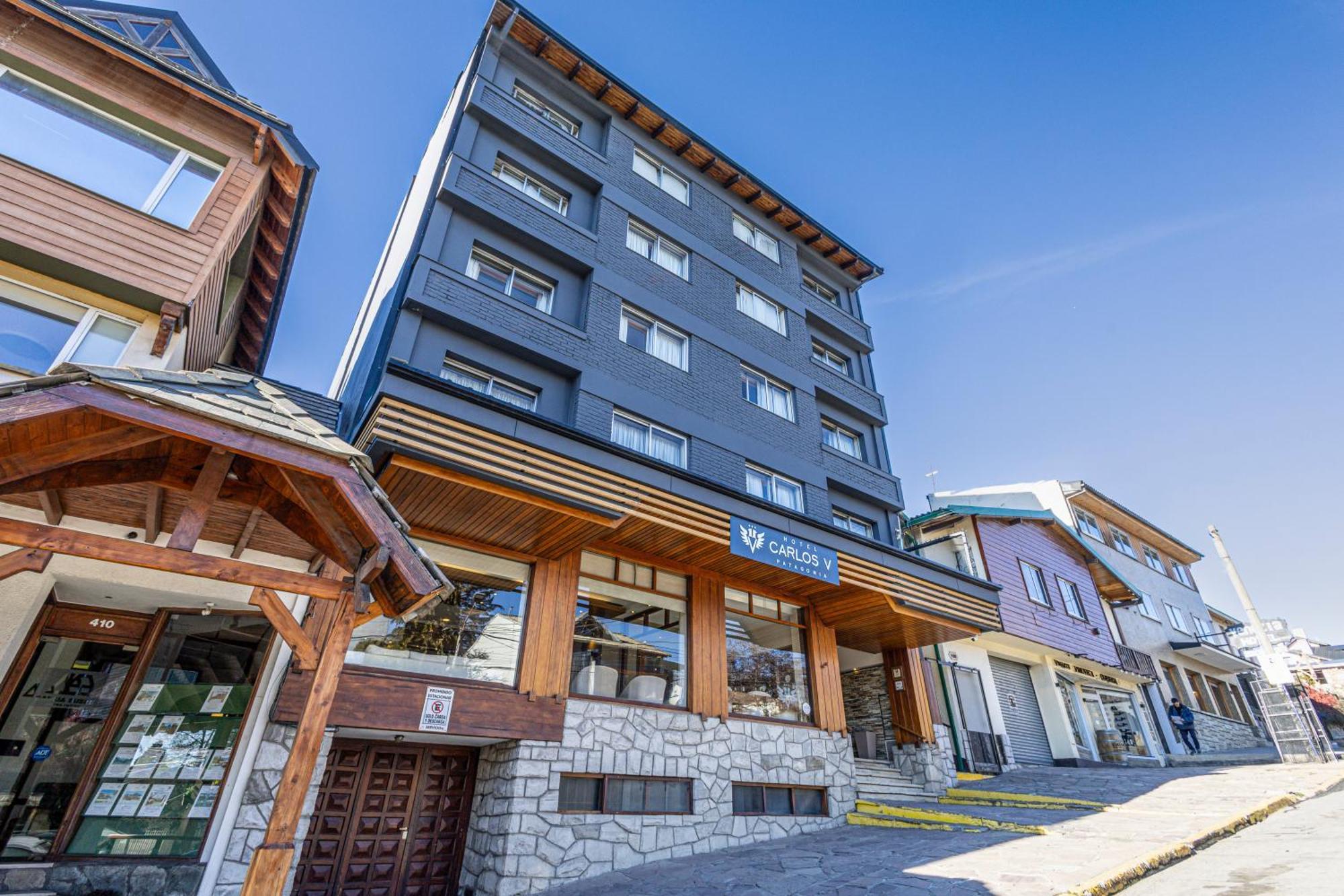 Carlos V Patagonia Hotel 3*