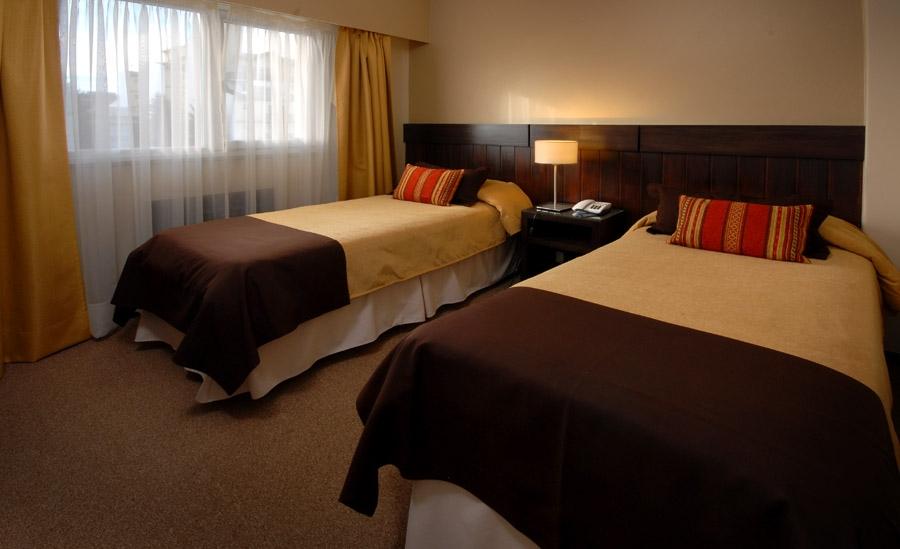 Carlos V Patagonia Hotel 3*